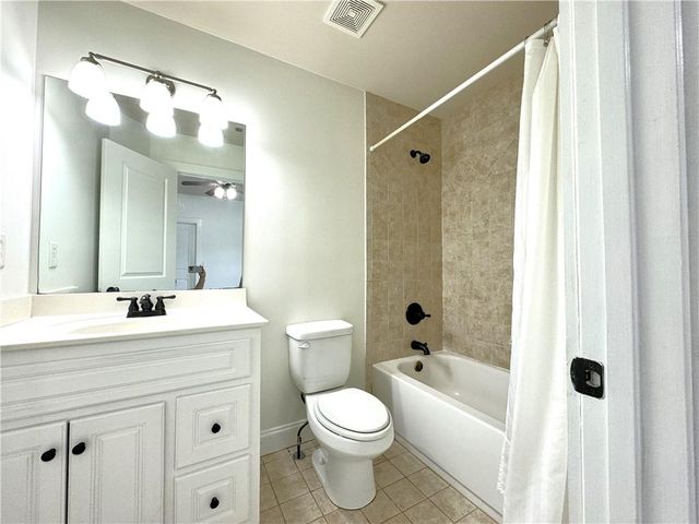 5195 Wickingham Lane, Suwanee, GA 30024