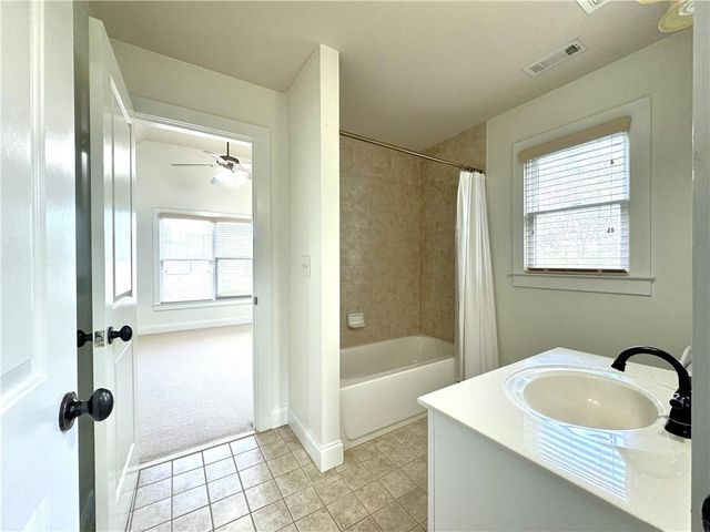 5195 Wickingham Lane, Suwanee, GA 30024