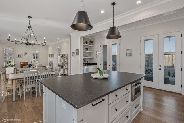 2030 Woodberry Avenue, Shreveport, LA 71106