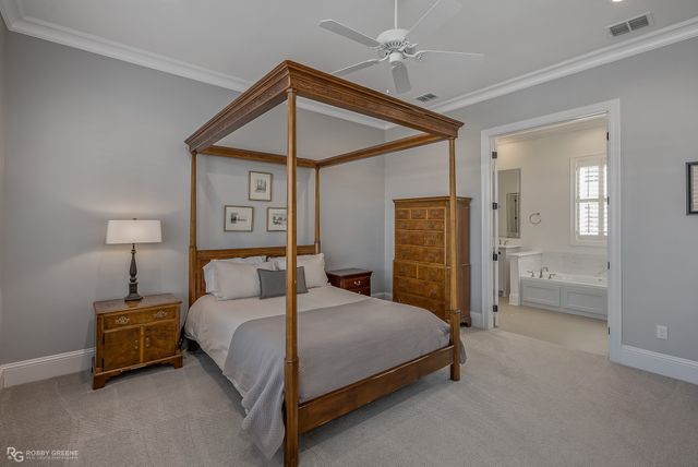 2030 Woodberry Avenue, Shreveport, LA 71106