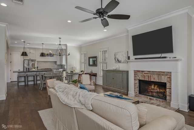 2030 Woodberry Avenue, Shreveport, LA 71106