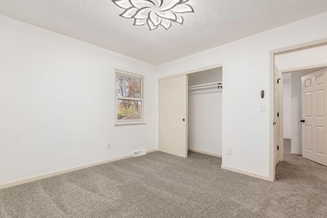 6483 Borr Avenue, Reynoldsburg, OH 43068