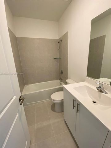 2640 SE 19th St, Homestead, FL 33035