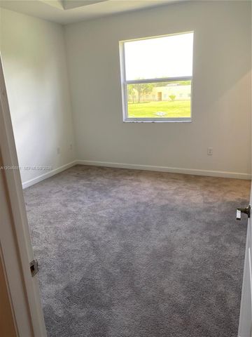 2640 SE 19th St, Homestead, FL 33035
