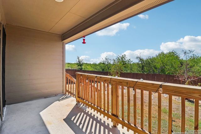 4042 Bay Leaf Loop, Von Ormy, TX 78073