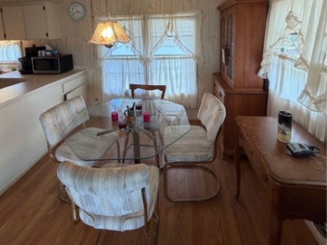 4061 58TH AVENUE N 225, St Petersburg, FL 33714