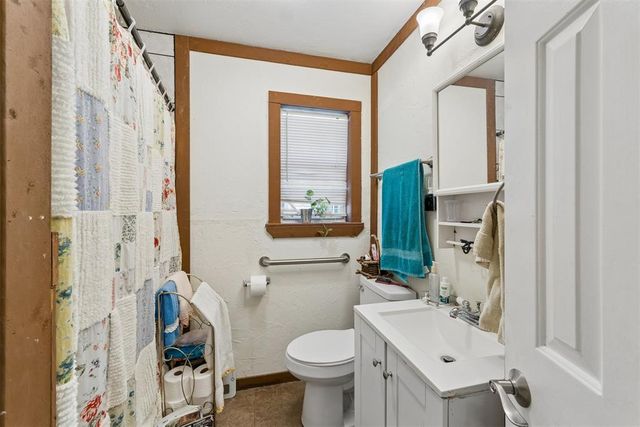 1032 Hazelwood Drive, Oklahoma City, OK 73110