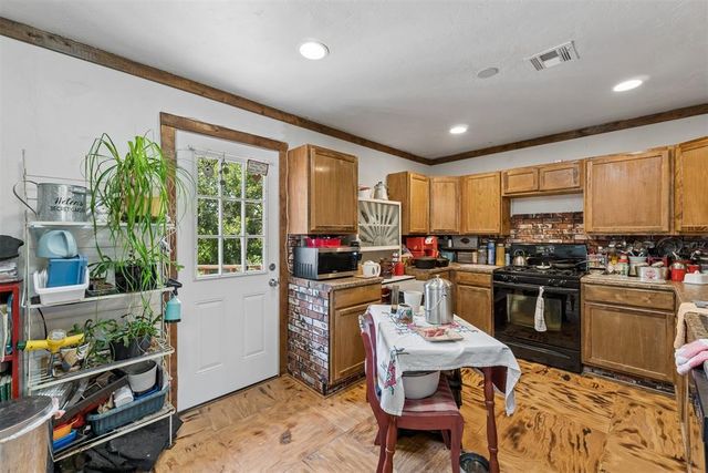 1032 Hazelwood Drive, Oklahoma City, OK 73110
