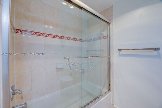8901 N New River Canal Rd 4W, Plantation, FL 33324