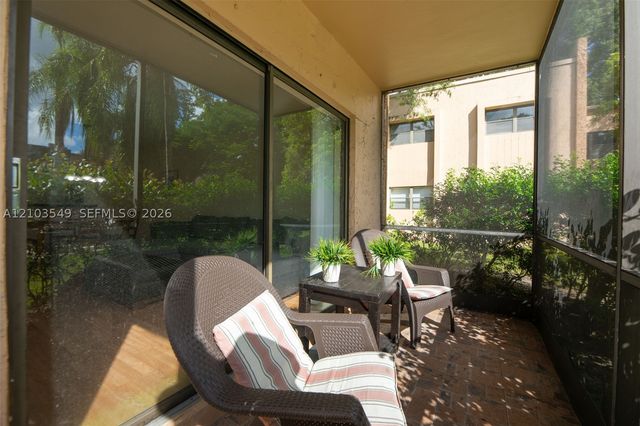 8901 N New River Canal Rd 4W, Plantation, FL 33324