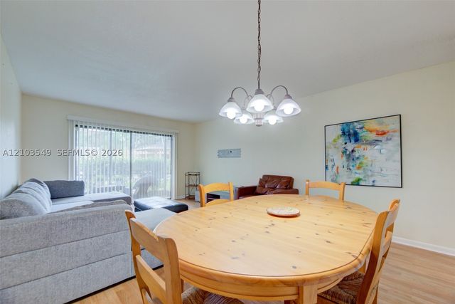 8901 N New River Canal Rd 4W, Plantation, FL 33324