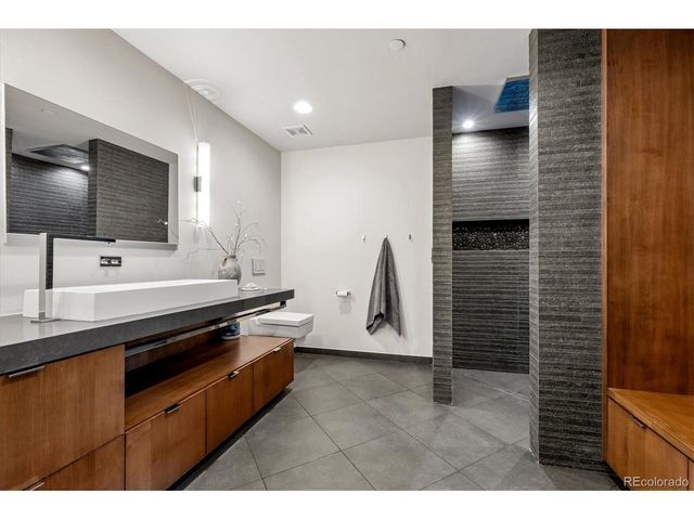 10378 Grande Vista Ct, Lone Tree, CO 80124