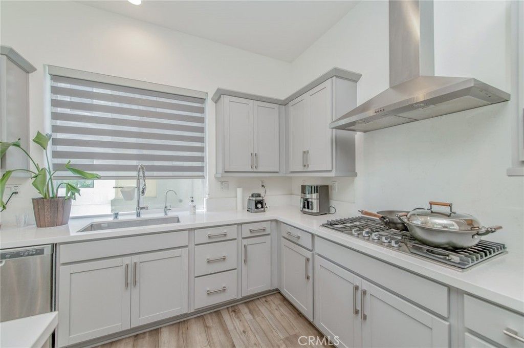 136 Rondo, Irvine, CA 92618 — photo 5