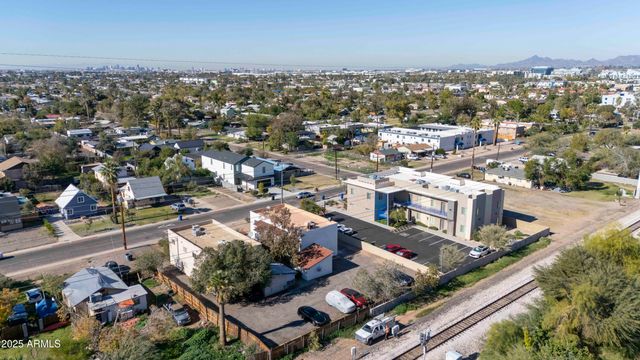 1101 S FARMER Avenue, Tempe, AZ 85281