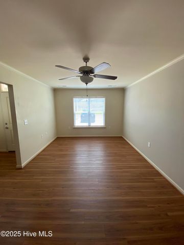 215 Boyington Place Road, Midway Park, NC 28544