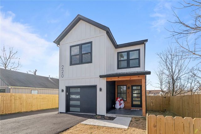 220 N C Street, Rogers, AR 72756