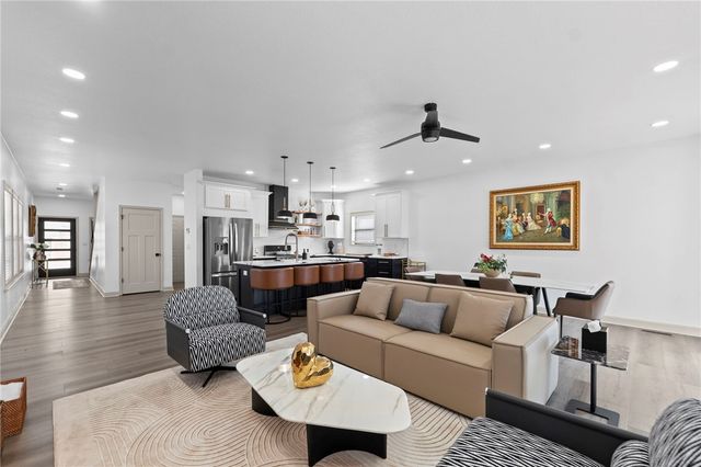 220 N C Street, Rogers, AR 72756