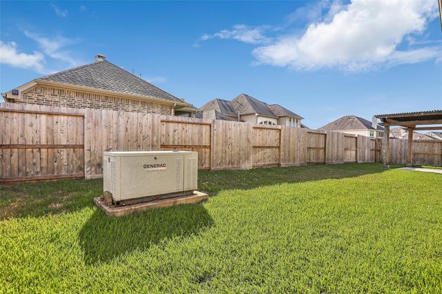 13722 Playa Lucia Court, Houston, TX 77044