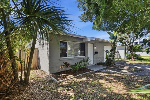 310 93RD AVENUE N, St Petersburg, FL 33702