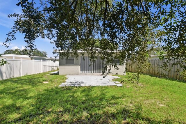 310 93RD AVENUE N, St Petersburg, FL 33702