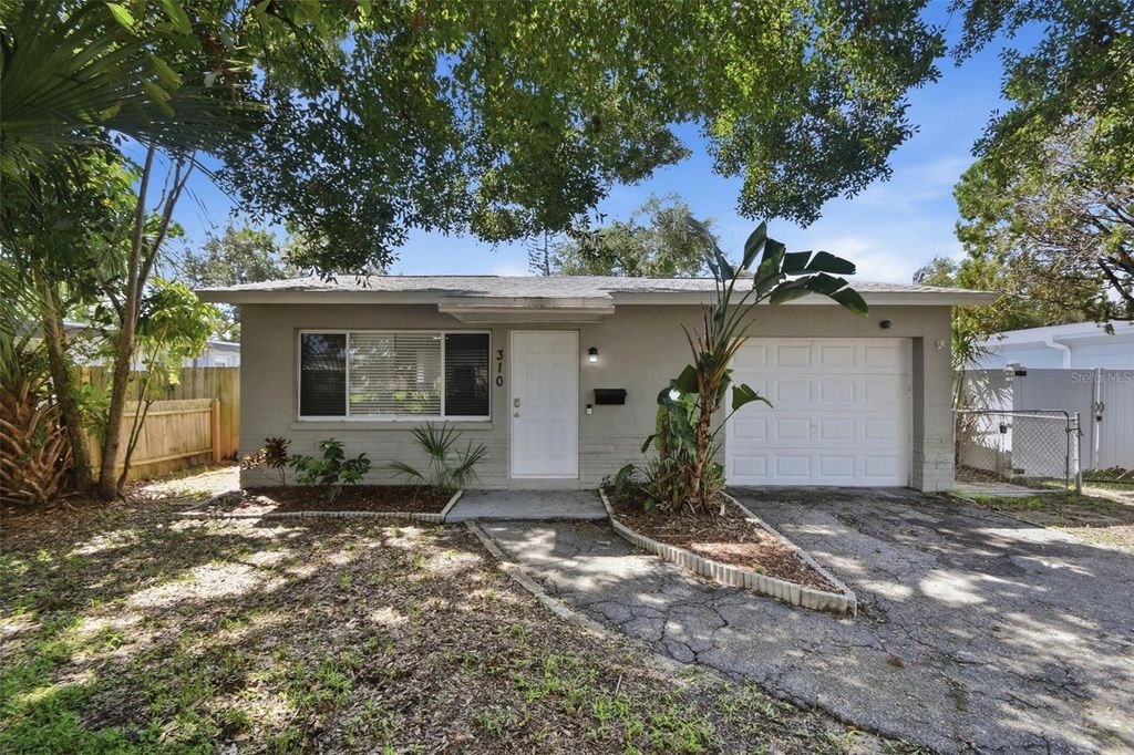 310 93RD AVENUE N, St Petersburg, FL 33702