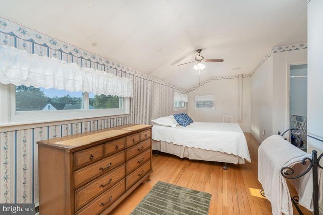 1621 SCOTLAND AVE, Chambersburg, PA 17201