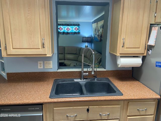 1175 S KIOWA Circle, Apache Junction, AZ 85119