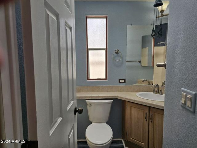 1175 S KIOWA Circle, Apache Junction, AZ 85119