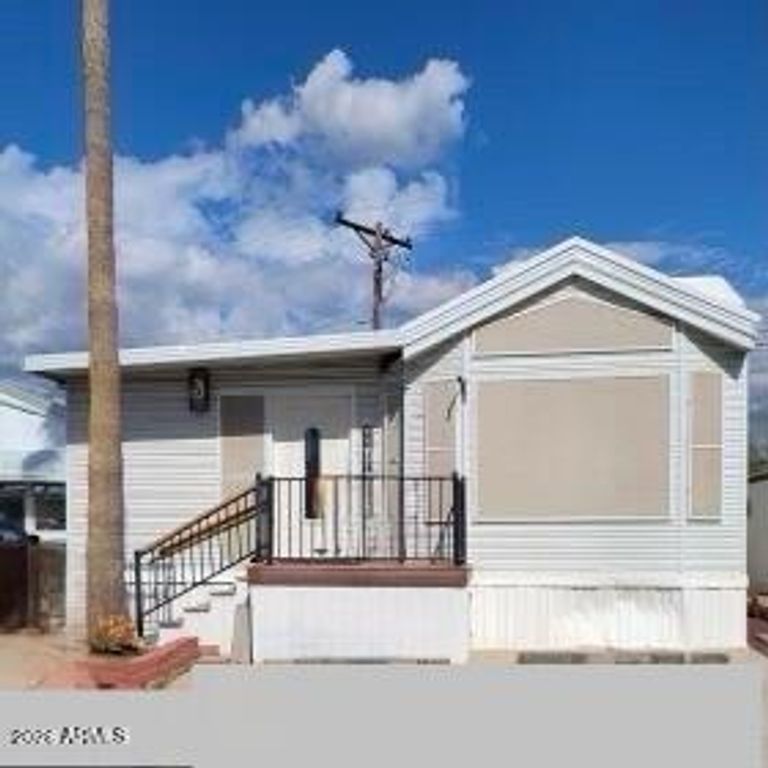 1175 S KIOWA Circle, Apache Junction, AZ 85119