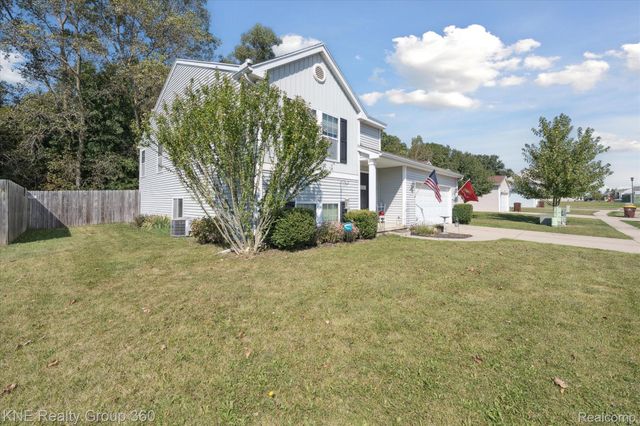 380 Spicetree Lane, Mason, MI 48854