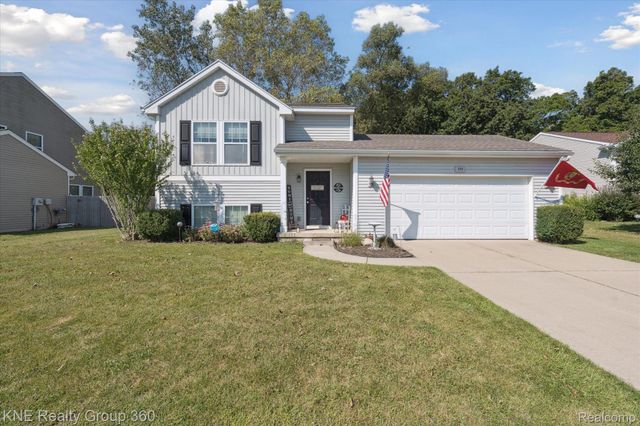 380 Spicetree Lane, Mason, MI 48854