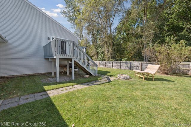 380 Spicetree Lane, Mason, MI 48854