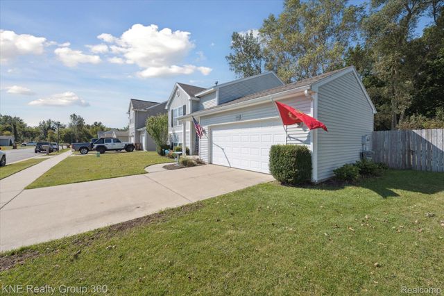 380 Spicetree Lane, Mason, MI 48854