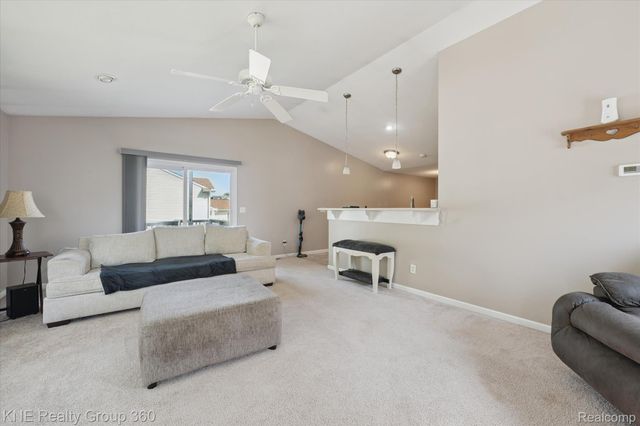 380 Spicetree Lane, Mason, MI 48854