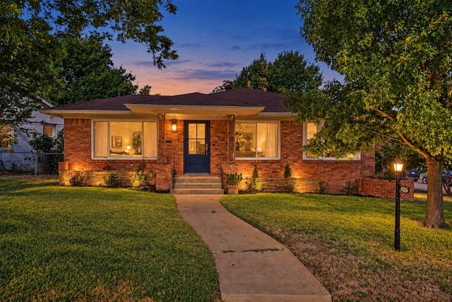 103 S Plymouth Road, Dallas, TX 75211