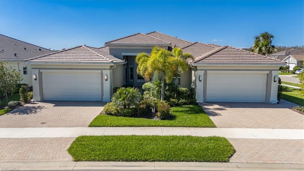 16483 Orinda WAY, BONITA SPRINGS, FL 34135 — photo 2