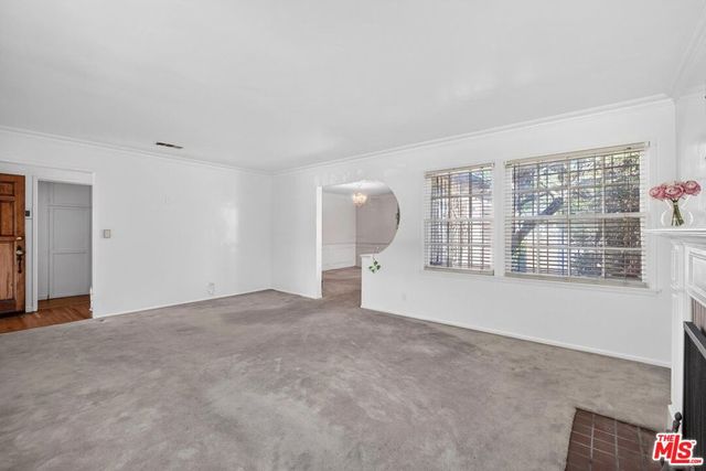 3692 Buckingham Road, Los Angeles, CA 90016