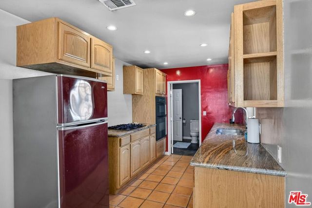 3692 Buckingham Road, Los Angeles, CA 90016