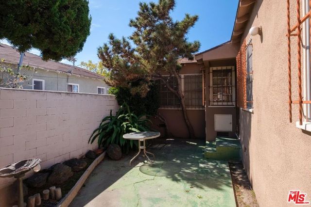 3692 Buckingham Road, Los Angeles, CA 90016