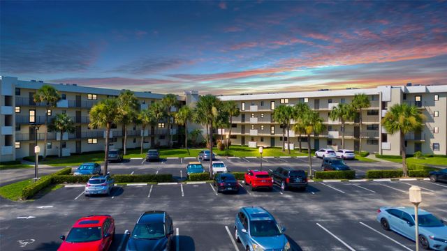 2440 Deer Creek Country Club Blvd 204-C, Deerfield Beach, FL 33442