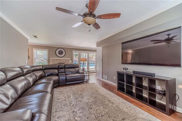 1423 Janice Court SW, Lilburn, GA 30047