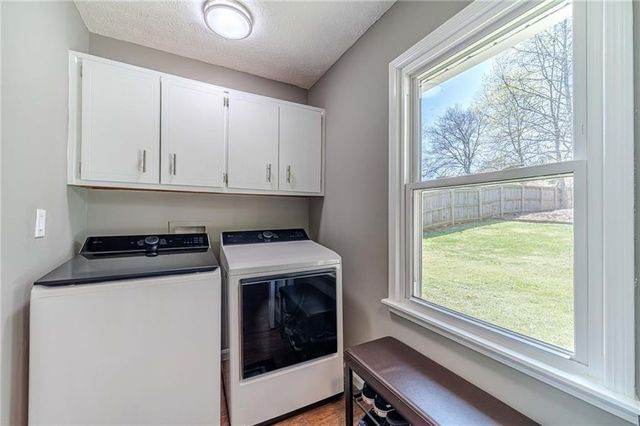 1423 Janice Court SW, Lilburn, GA 30047