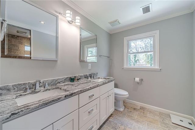 1423 Janice Court SW, Lilburn, GA 30047