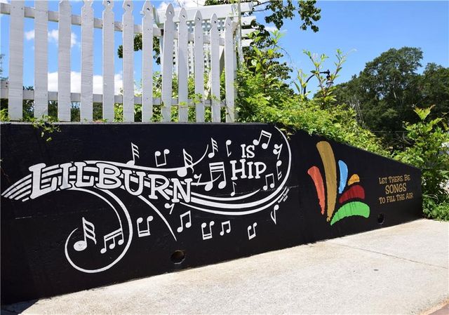 1423 Janice Court SW, Lilburn, GA 30047