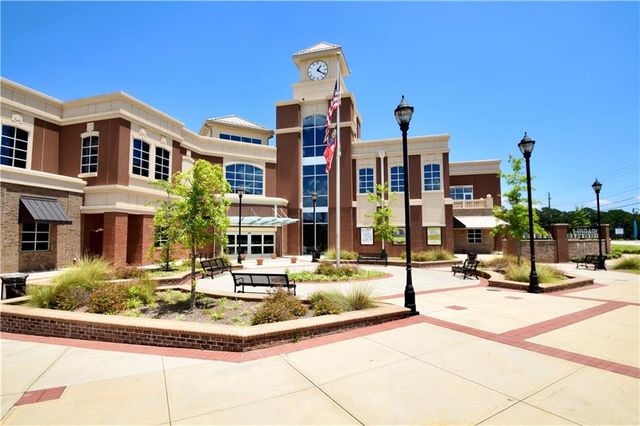 1423 Janice Court SW, Lilburn, GA 30047