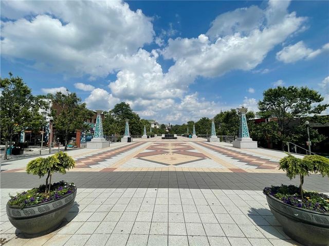 1423 Janice Court SW, Lilburn, GA 30047