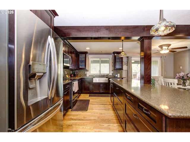 9114 Ne MEADOWBROOK Cir, Vancouver, WA 98664