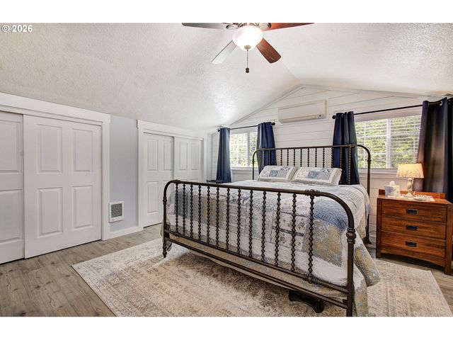 9114 Ne MEADOWBROOK Cir, Vancouver, WA 98664