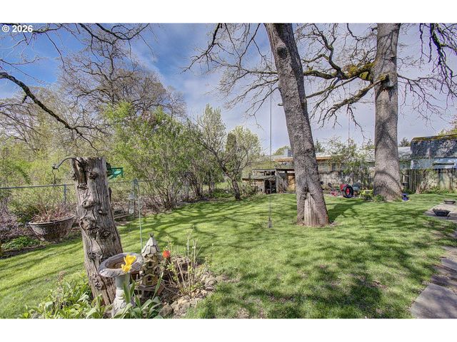 9114 Ne MEADOWBROOK Cir, Vancouver, WA 98664