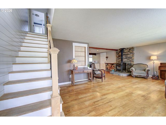 9114 Ne MEADOWBROOK Cir, Vancouver, WA 98664